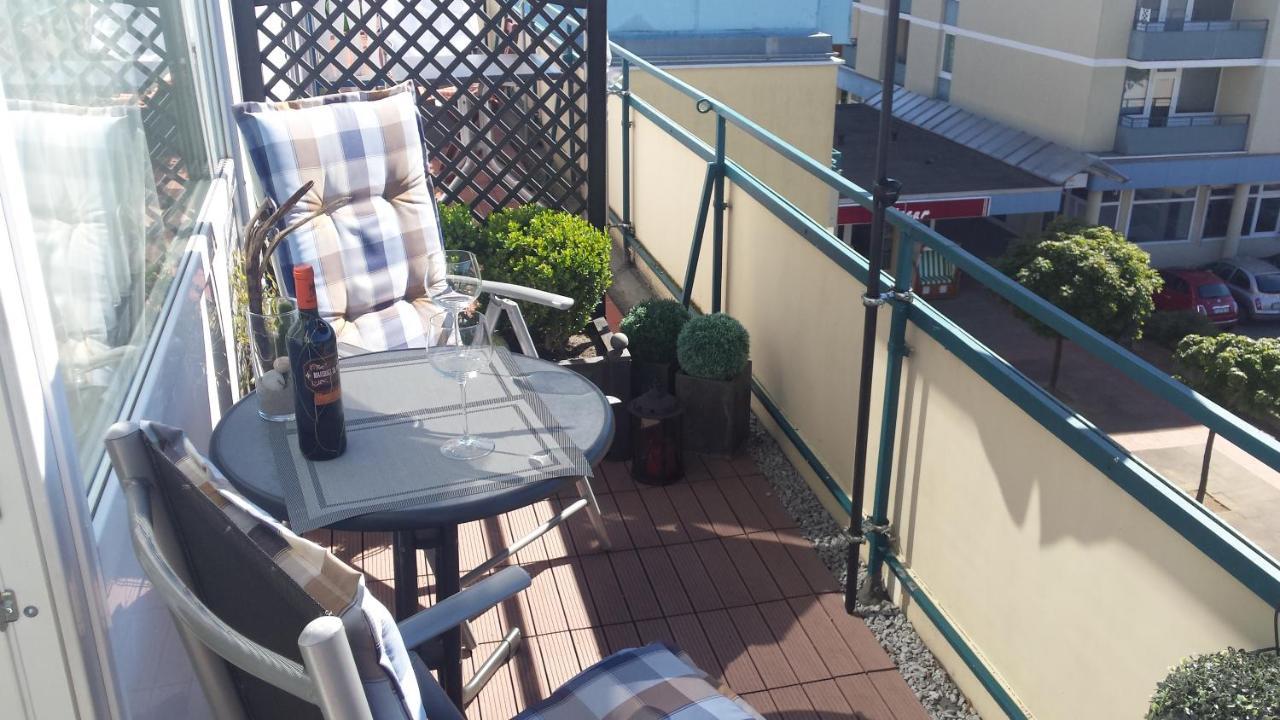 Penthouse Ferienwohnung Auszeit, Gerne Mit Hund, Wlan Inkl. Laboe Exterior foto