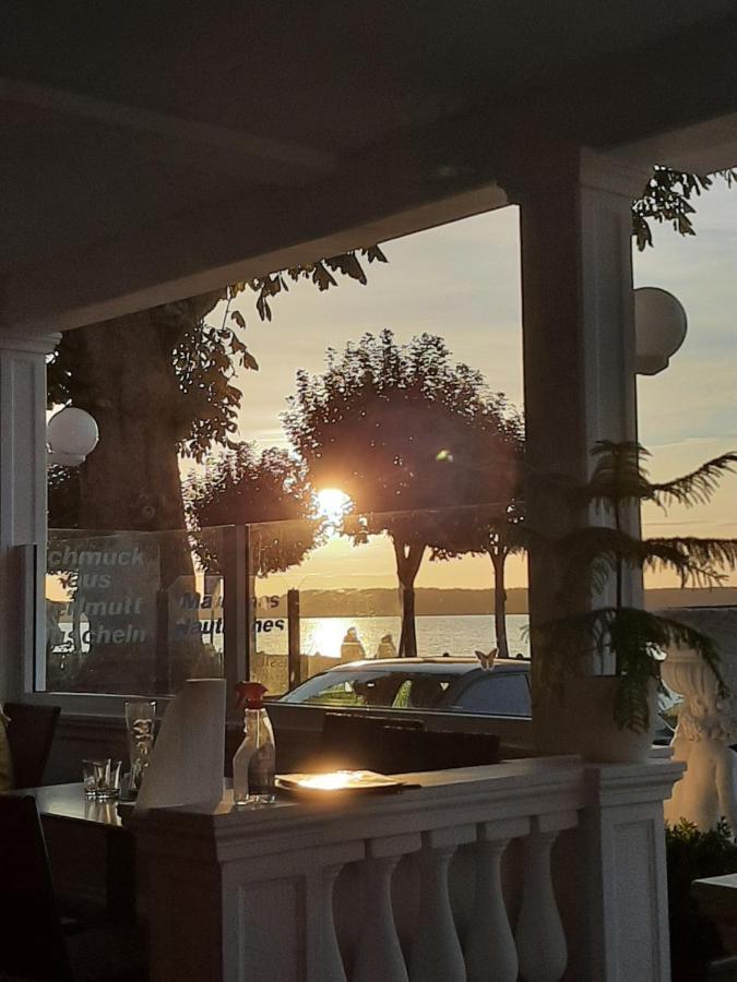 Penthouse Ferienwohnung Auszeit, Gerne Mit Hund, Wlan Inkl. Laboe Exterior foto